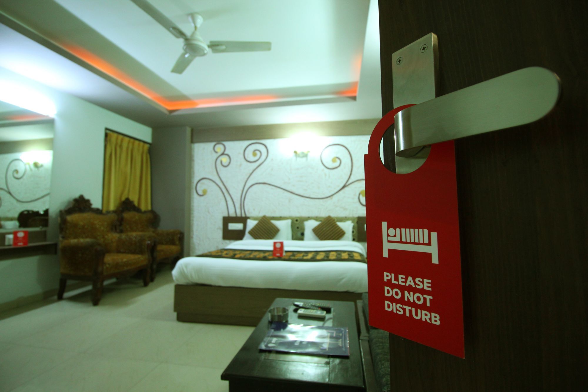 Oyo 4161 Hotel Shailly Inn Ahmedabad Extérieur photo