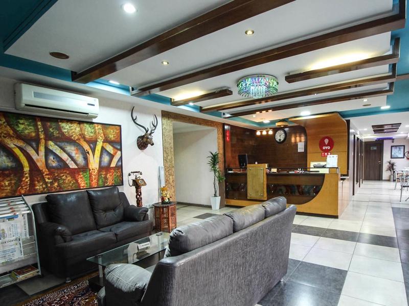 Oyo 4161 Hotel Shailly Inn Ahmedabad Extérieur photo